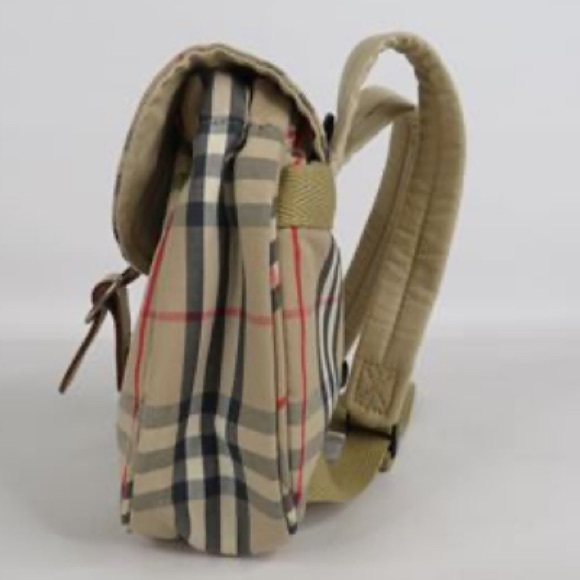 Burberry - Picture 3 of 16